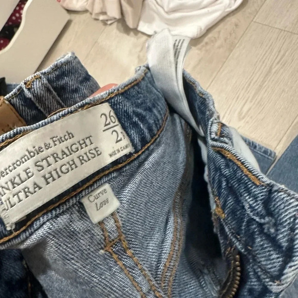 ABERCROMBIE AND FITCH jeans 2 - Picture 6 of 6